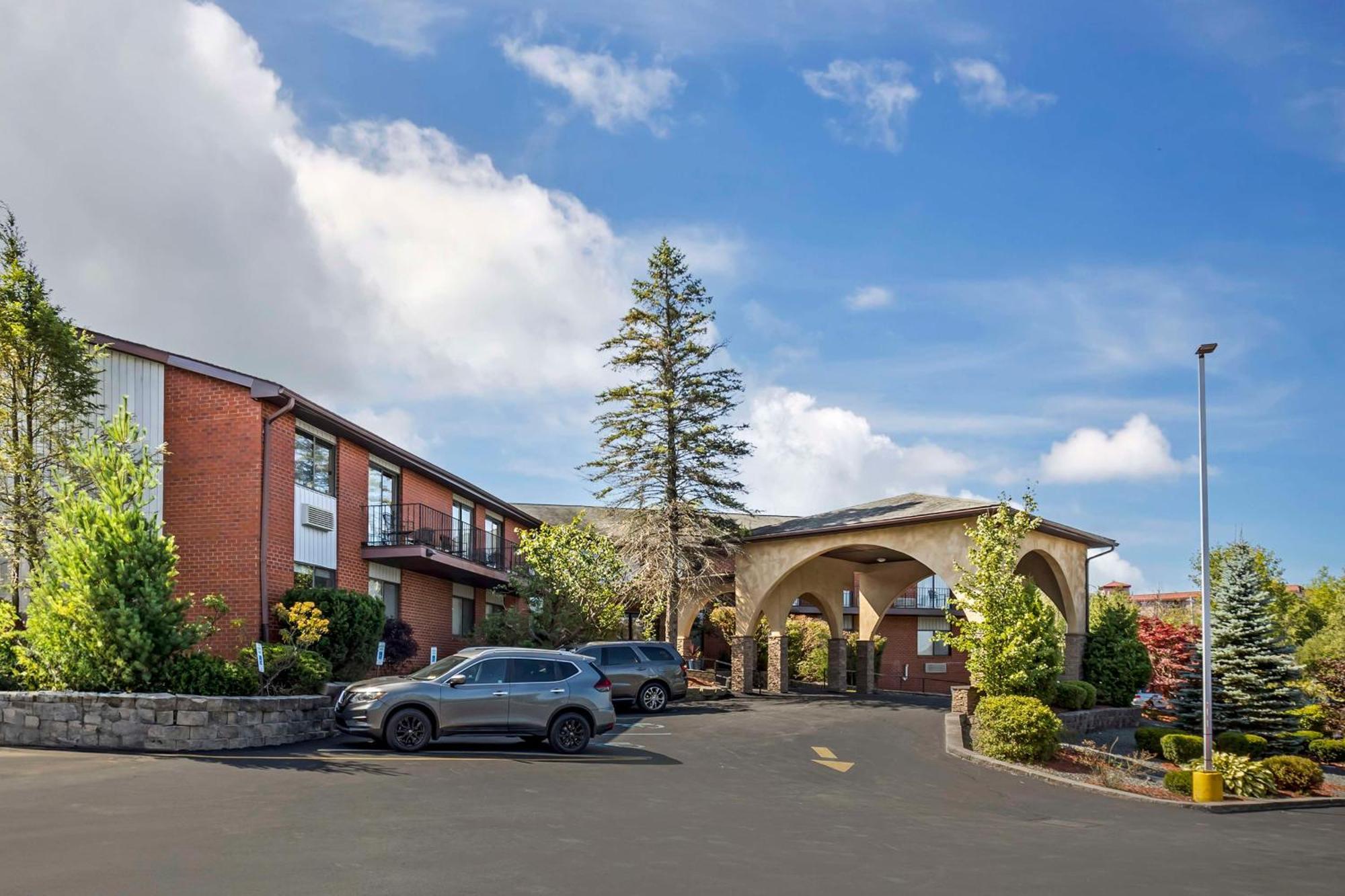 Western Hotel 3*