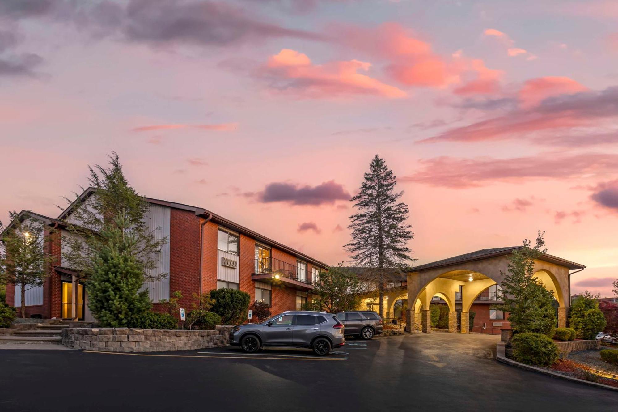 Western Hotel